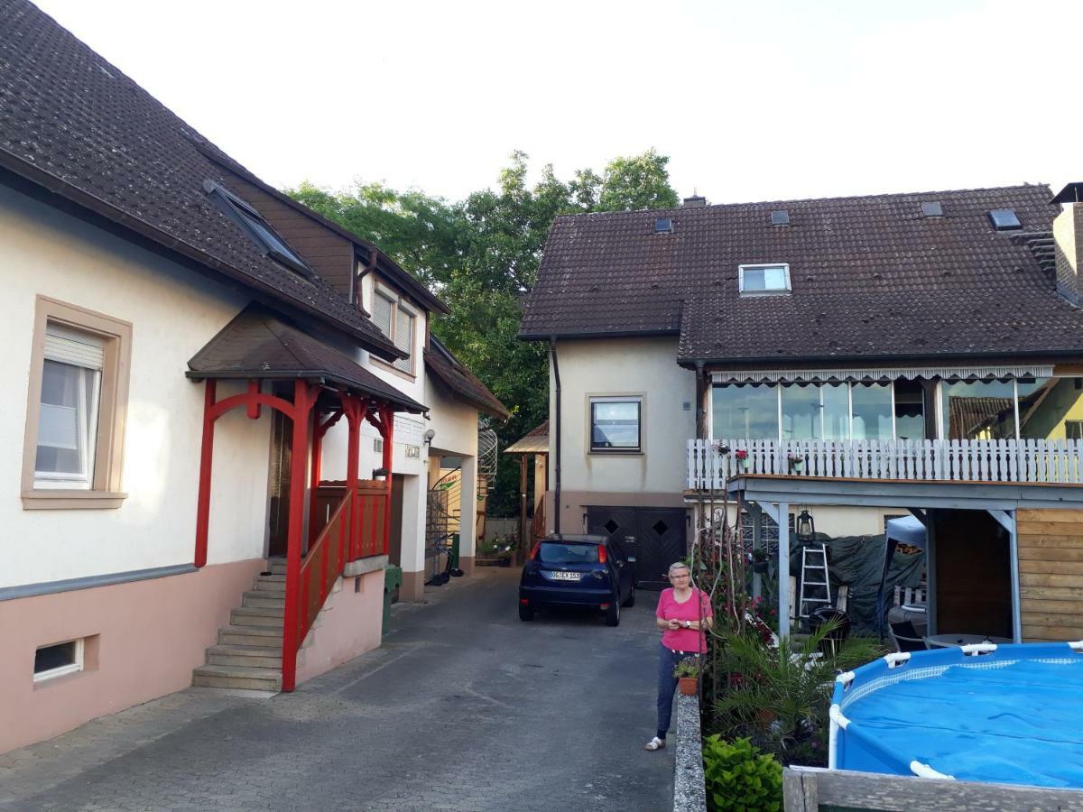 Fa Haack * Neuried (Baden-Wurttemberg)