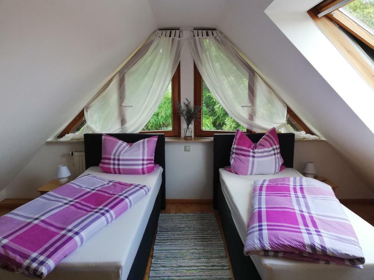 Apartment Fa Haack Neuried (Baden-Wurttemberg)